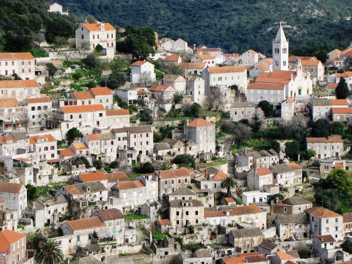Apartments Luza Lastovo エクステリア 写真