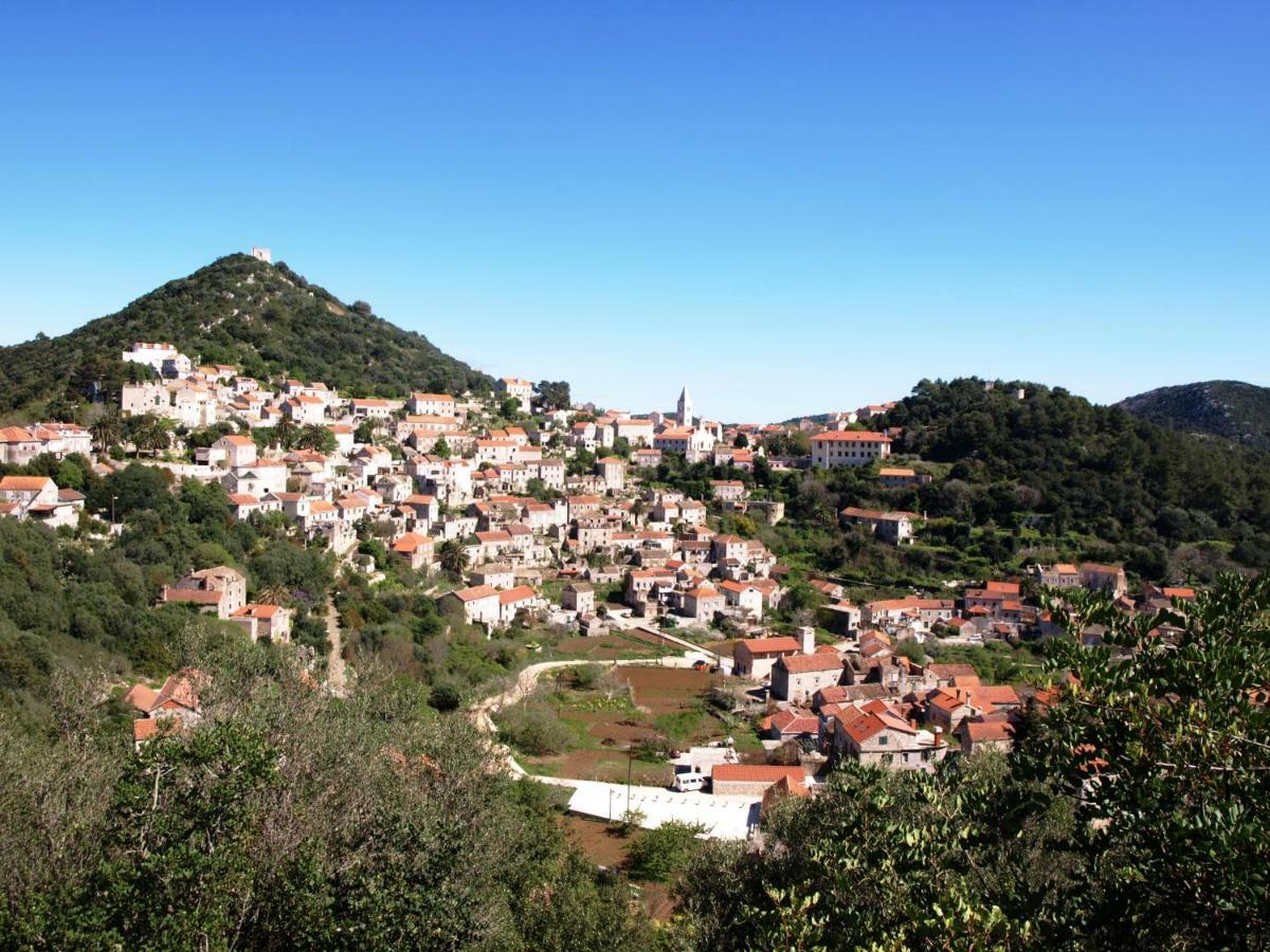 Apartments Luza Lastovo エクステリア 写真